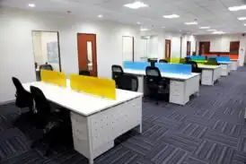 Office Open Desking with Sandwich Glass Partition
